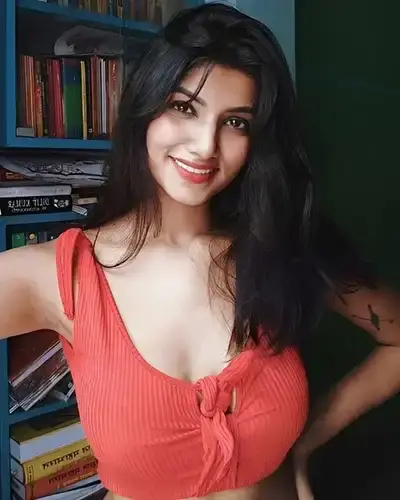 Ozhukarai Call Girl