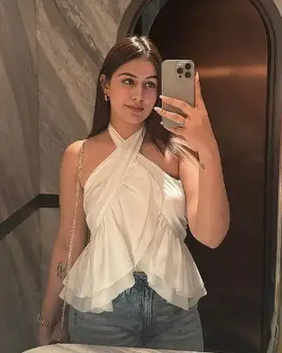 Escorts In Ozhukarai